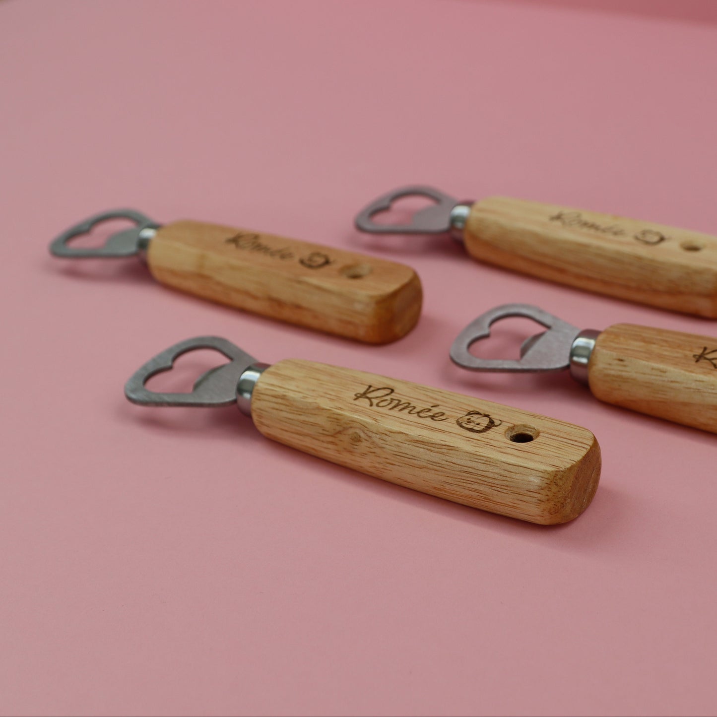 Gegraveerde opener hout